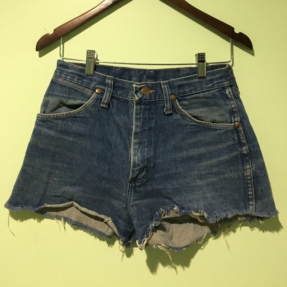 Vintage Wrangler Cutoff Jean Shorts Sz 26/27